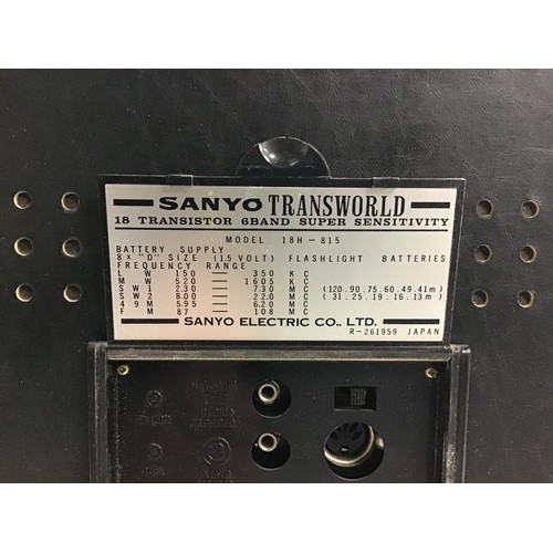 404 - SANYO VINTAGE PORTABLE RADIO. Model Transworld which powers up fine.