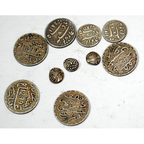 34 - India 10 various old silver coins