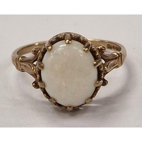 421 - Opal 9ct gold ring Size L