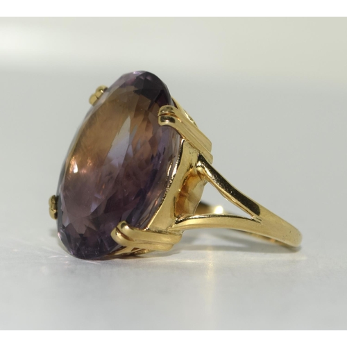 377 - 14ct Gold Amethyst ring. Size S.