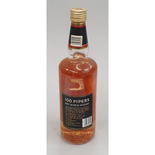 71 - 100 Pipers De Luxe Scotch Whisky. Bottled in Scotland. 75cl.