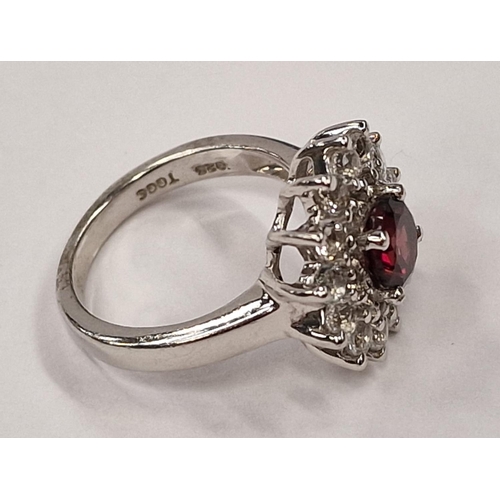 406 - Garnet white topaz TGGC 925 silver cluster ring size J (TR4).