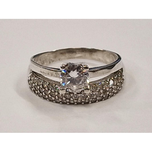 407 - Sparkling CZ solitaire/band 925 silver ring size S 1/2 (TR5).