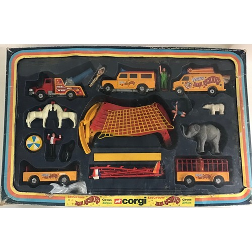 50A - Corgi No 48 ‘Les Cirques Jean Richard circus’. This is a Rare vintage collectible boxed set. Appears... 