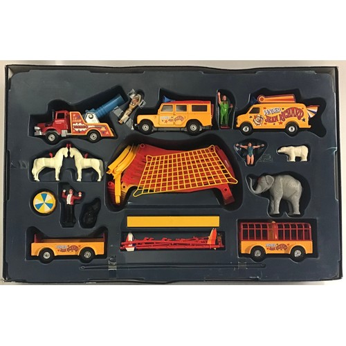 50A - Corgi No 48 ‘Les Cirques Jean Richard circus’. This is a Rare vintage collectible boxed set. Appears... 