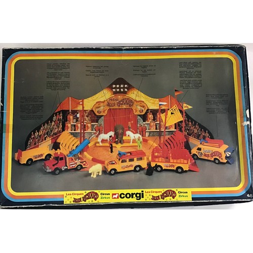 50A - Corgi No 48 ‘Les Cirques Jean Richard circus’. This is a Rare vintage collectible boxed set. Appears... 