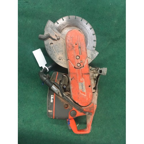 96 - A Husqvarna disc cutter (26)