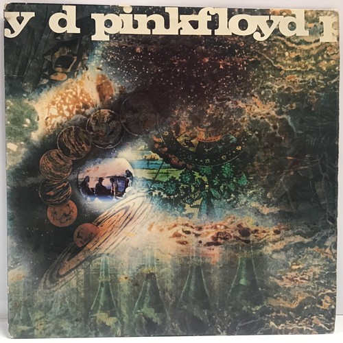 20 - PINK FLOYD 'A SAUCERFUL OF SECRETS' VINYL LP RECORD. Iconic Floyd record here pressed in Mono on Blu... 