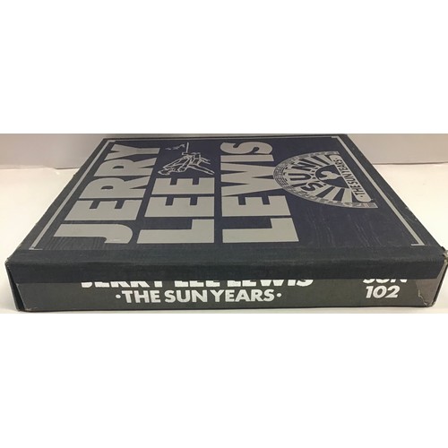 114 - JERRY LEE LEWIS - THE SUN YEARS - 12 LP BOX SET. Great set of vinyl’s on Sun (Charly) Records SUN 10... 