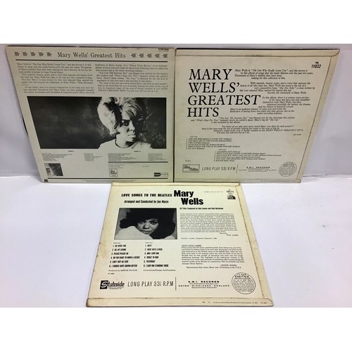 137 - MARY WELLS VINYL RECORDS X 3. A great copy of the album 'Love Songs To The Beatles' on Stateside SL ... 