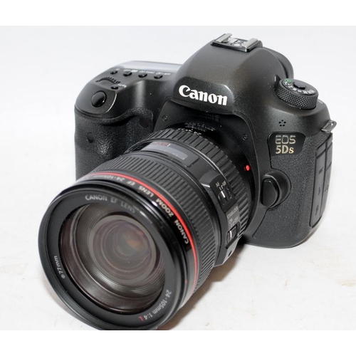 7 - Canon 5Ds DSLR camera with fitted Canon EF 24-105 zoom lens. Comes complete with battery and charger