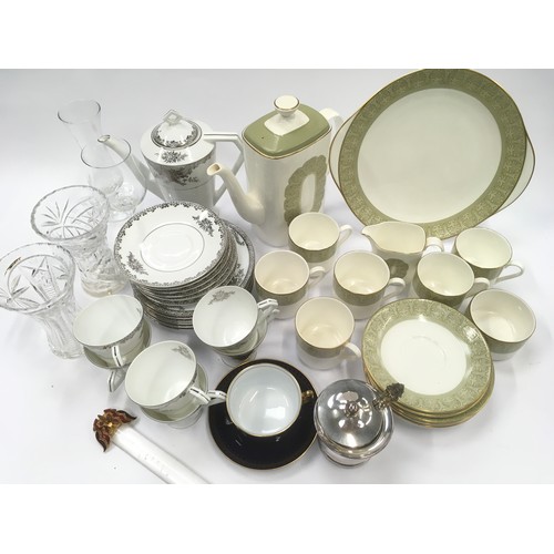 83 - Collection of mixed ceramics and glassware to include Royal Doulton 