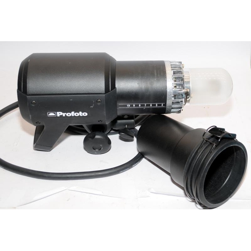 12 - Profoto ProDaylight 800 air c/w Profoto ProBallast 800 Pro-8a 2400 Air. Both come in protective peli... 