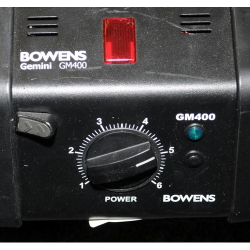 25 - 2 x Bowens Gemini GM400  flash heads c/w mains cables. Untested but removed from a working environme... 