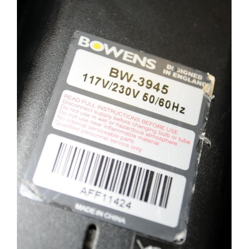 29 - 3 x Bowens Gemini GM1000 pro flash heads c/w mains cables. Untested but removed from a working envir... 