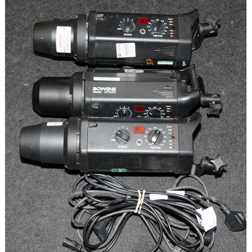 74 - 3 x Bowens Gemini GM750PRO flash heads c/w mains cables. Untested but removed from a working environ... 