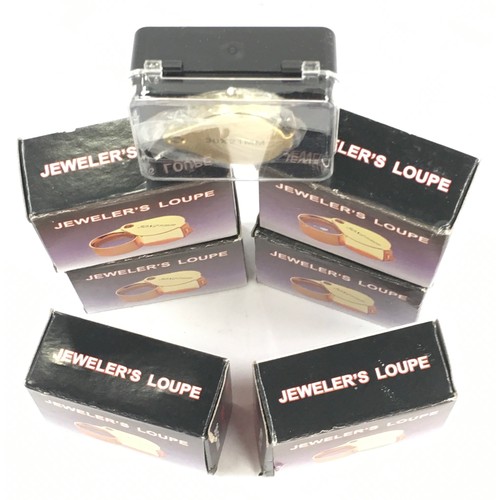 18 - Quantity of jewellers loupes.