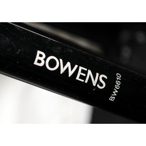 71 - 4 x Bowens lightweight photographic studio  light stand ref: BW6610