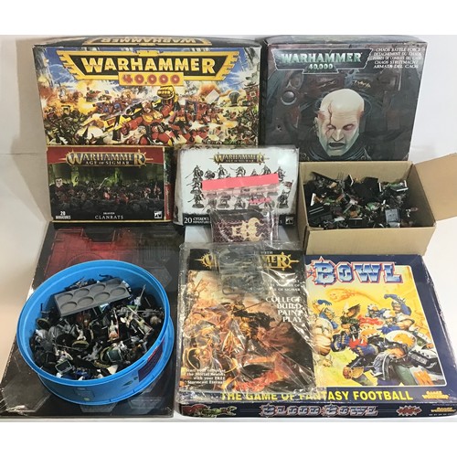 1 - Collection of Warhammer found here in this large box which includes various figures - Blood Bowl gam... 