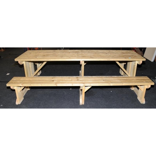 471 - A very large picnic bench 72x241x154cm