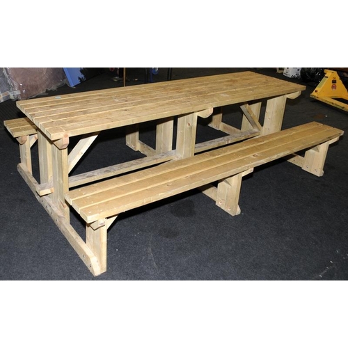 471 - A very large picnic bench 72x241x154cm