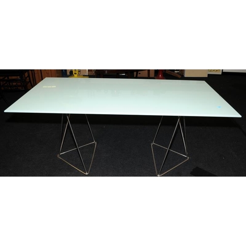 472 - A designer glass top dining table 75x180x90cm