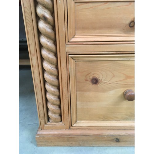 459 - Solid pine desk having 3 side draws and centre draw with turned decoration and carved motifs 85x155x... 