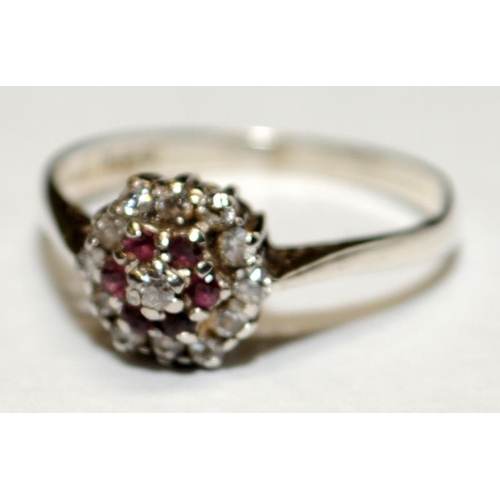 512 - Vintage ruby CZ .925 sterling silver cluster ring size Q