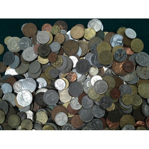 271 - A brown box of foreign coinage.