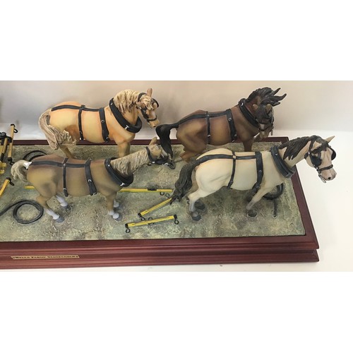 55 - Franklin Mint Wells Fargo Stagecoach complete with 4 Horses - Luggage - Rifles etc plus 2 other plas... 