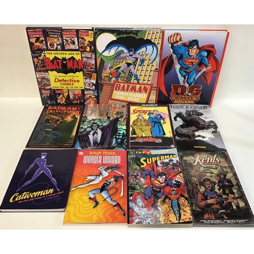 51 - Collection of hard and soft back books relating to comic book heroes. Found in Excellent conditions.