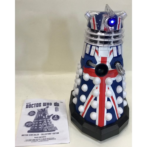 91 - 2 used boxed Daleks. First up we have a Doctor Who British Icon Dalek released for a 50th Anniversar... 