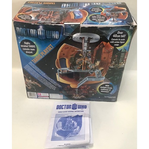 93 - 2 boxed Dr Who sets. Doctor Who eleventh Tardis rare playset which seems complete on inspection but ... 