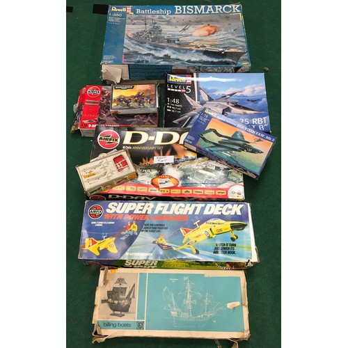 156 - Large collection of model kits to include Revell, Airfix, Billing Boats etc. Boxes not checked for c... 