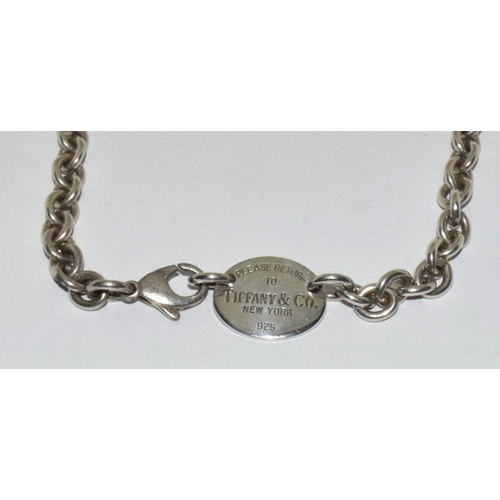 390 - Tiffany & Co hallmarked silver chain.