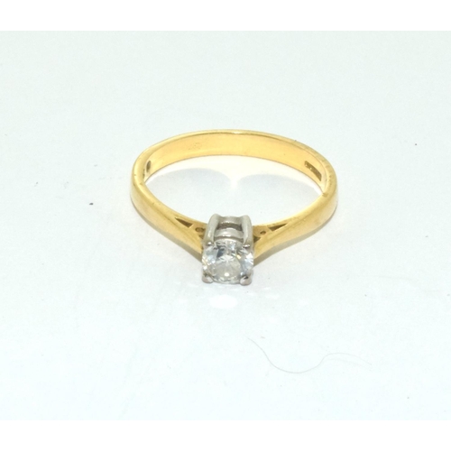 413 - Diamond solitaire 0.40ct in 18ct 3.0g ring with certificate Size O.