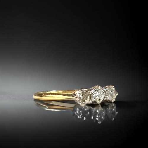 451 - 18ct gold and Platinum ladies 3 stone Diamond ring approx 0.333ct size M