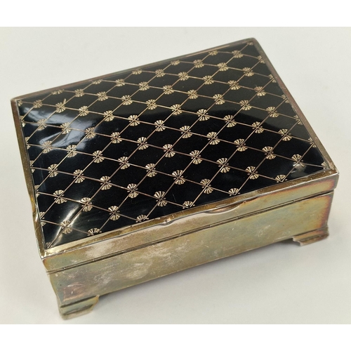 385 - Silver hallmarked wood lined cigarette box with black enamel patterned lid. Birmingham 1957.