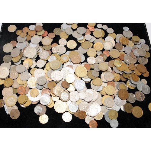 178 - Collection of foreign coins