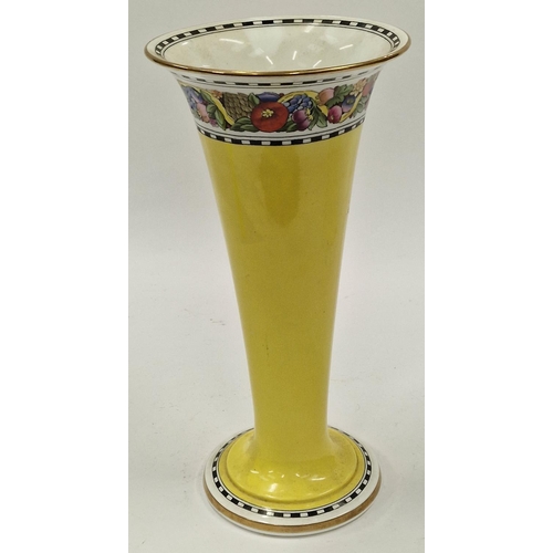 15 - Wedgwood model 2210 tall trumpet vase 29x15cm