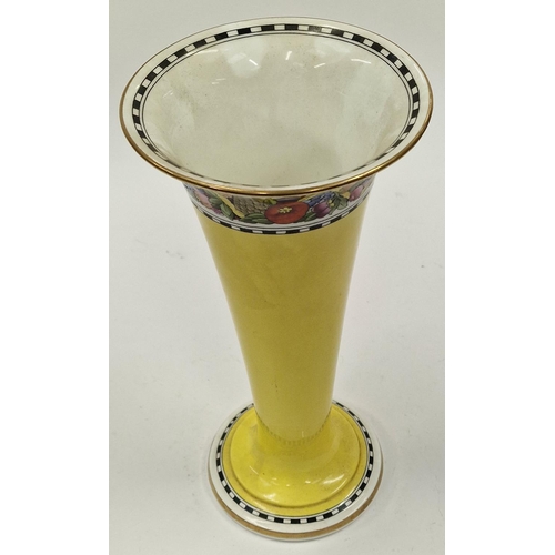 15 - Wedgwood model 2210 tall trumpet vase 29x15cm