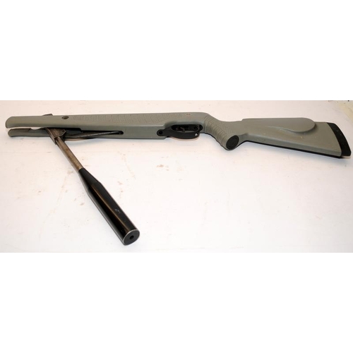 162 - Vintage Gamo Hornet .22 break barrel air rifle model with manual safety and non slip synthetic stock... 