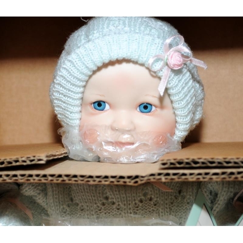 256 - 3 x Ashton Drake dolls. Watch Her Crawl, Baby's First Tooth and Sophia from the Heaven's Present col... 