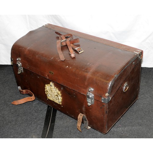 276 - Quality antique Autokoffers Mudde car / motoring trunk with hinged lid (repaired) with leather fixin... 