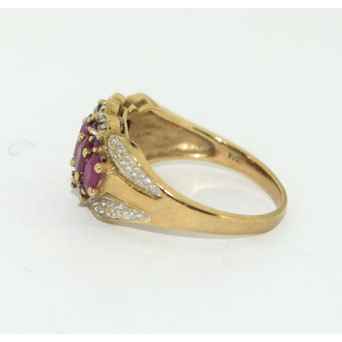 480 - Ruby/Diamond 9ct gold ring Size N