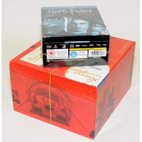 297 - Harry Potter signature collection of books in gift set c/w Harry Potter complete collection on Blu-R... 