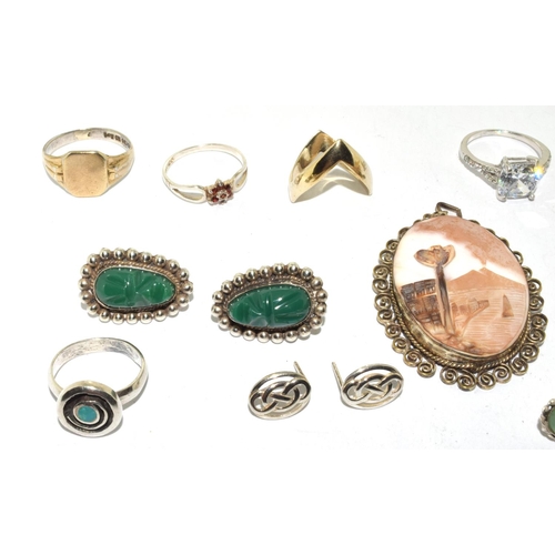 466 - Collection of silver jewellery to include Cameo, rings and earrings.