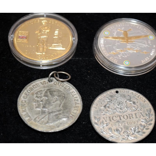 30 - Collection of various commemoratives / medallions etc (31)