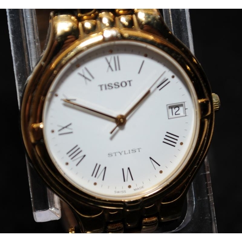 408 - 3 x Gents Tissot quartz watches including two mid-size examples. Seen working at time of listing