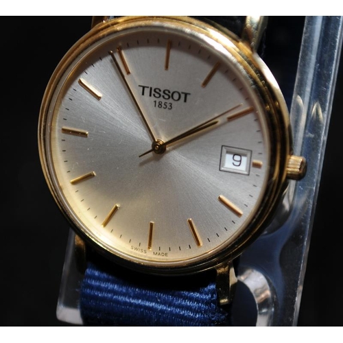 408 - 3 x Gents Tissot quartz watches including two mid-size examples. Seen working at time of listing